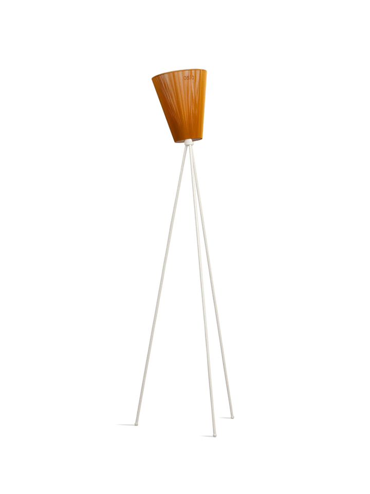 Oslo Wood gulvlampe hvit med skjerm
