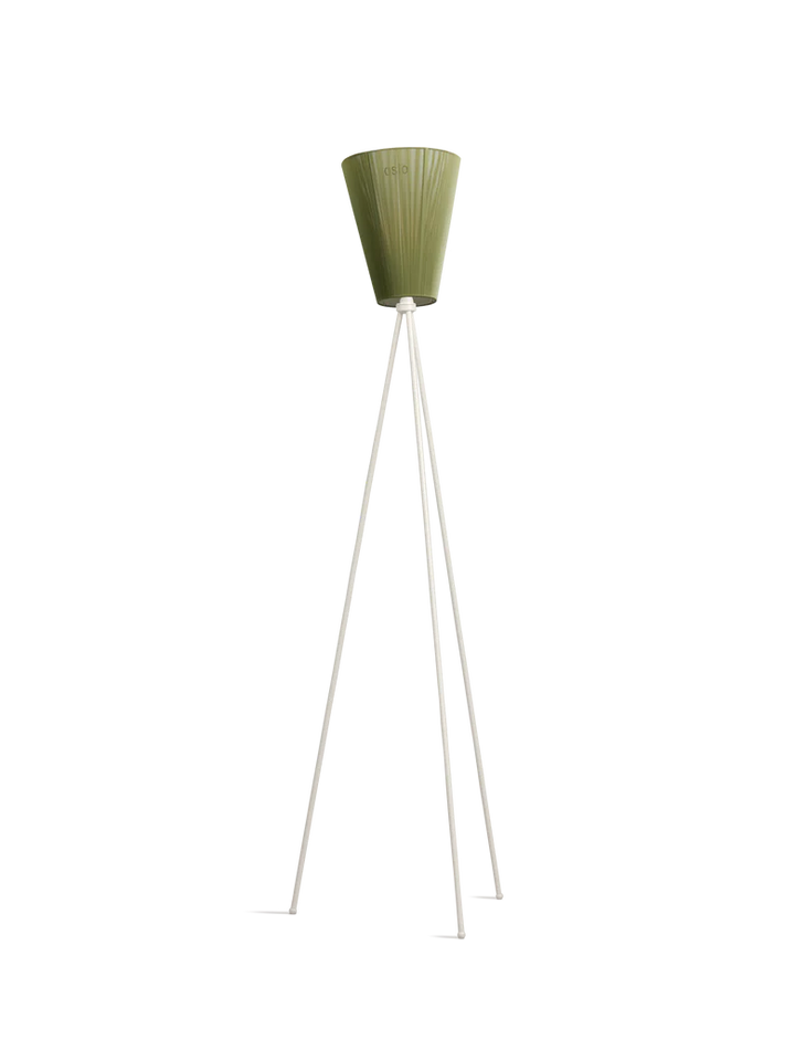 Oslo Wood gulvlampe hvit med skjerm