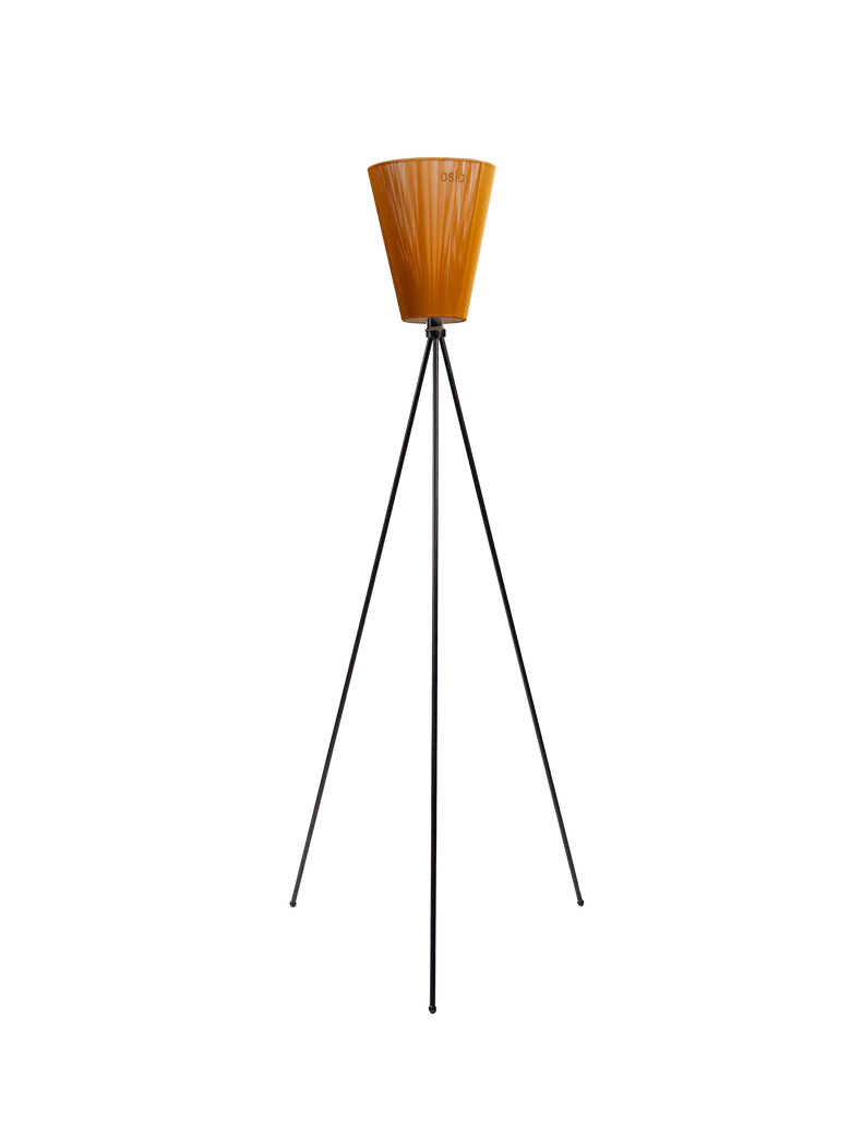 Oslo Wood gulvlampe svart med skjerm