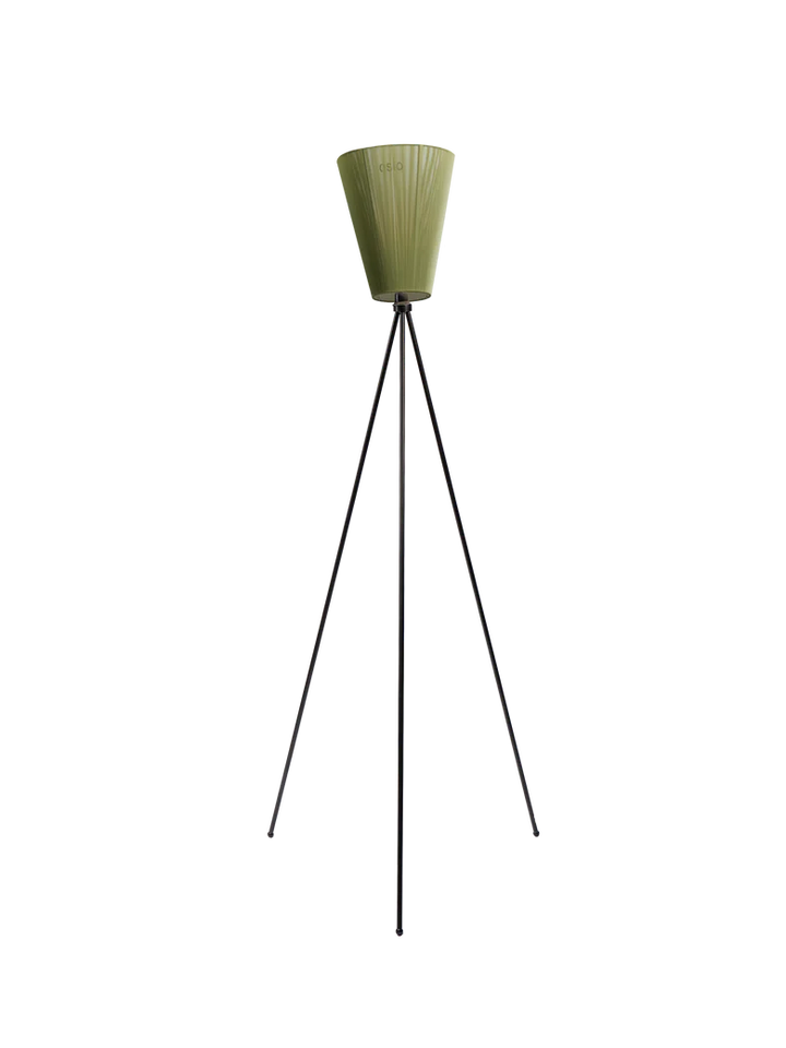 Oslo Wood gulvlampe svart med skjerm