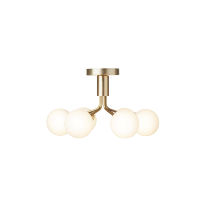 Nuura-Apiales-6-taklampe-borstet-messing-opal-glass-Takpendler-Nuura-Nua_2059008-5.png