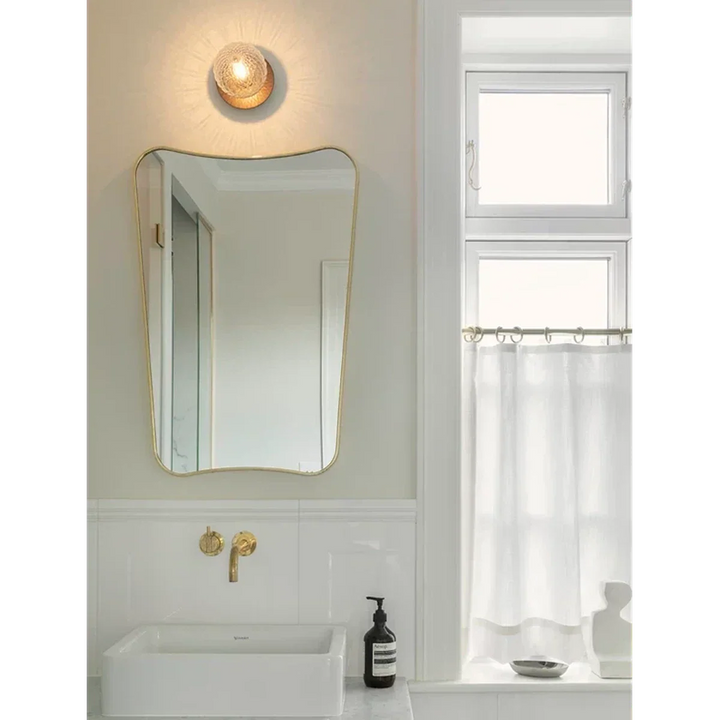 Nuura-Liila-1-vegglampetaklampe-Small-Bronse-Klar-Vegglamper-Nuura-Nua_2046045-2.webp