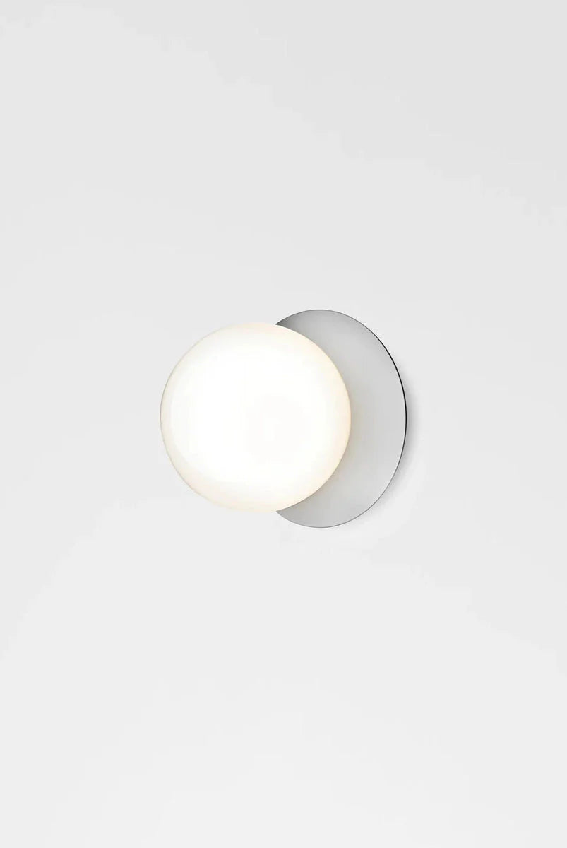 Liila 1 medium vegglampe