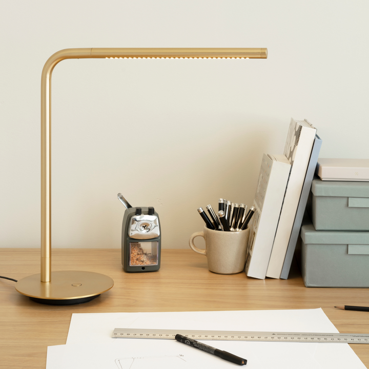 Omni-bordlampe-Bordlamper-Umage-2245-3.png