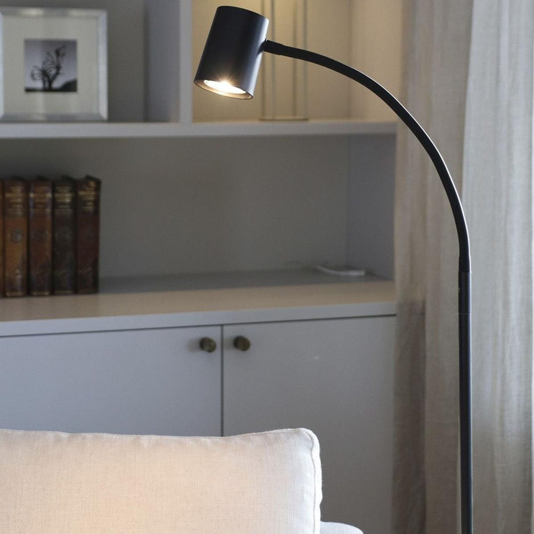 Oscar-gulvlampe-Gulvlamper-Home-5714198600670-7.jpg