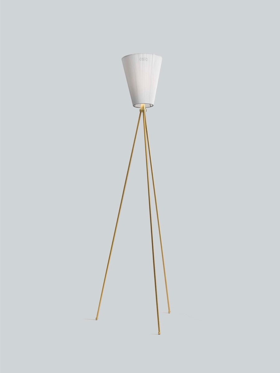 Oslo Wood gulvlampe gull med skjerm