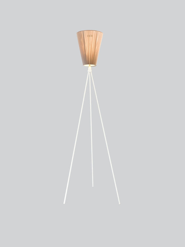 Oslo-Wood-gulvlampe-hvit-med-skjerm-Gulvlamper-Northern-NOn_185160-6.jpg