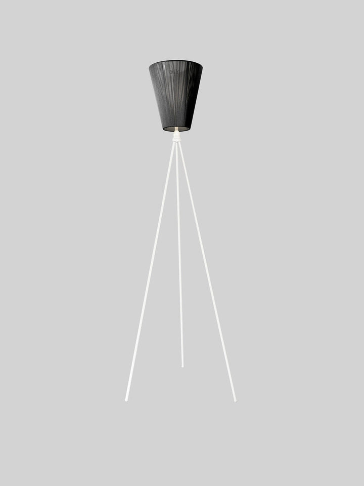 Oslo-Wood-gulvlampe-hvit-med-skjerm-Gulvlamper-Northern-NOn_185161-7.jpg