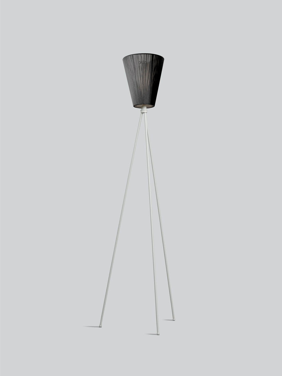 Oslo-Wood-gulvlampe-lysegra-med-skjerm-Gulvlamper-Northern-NOn_187161-6.jpg