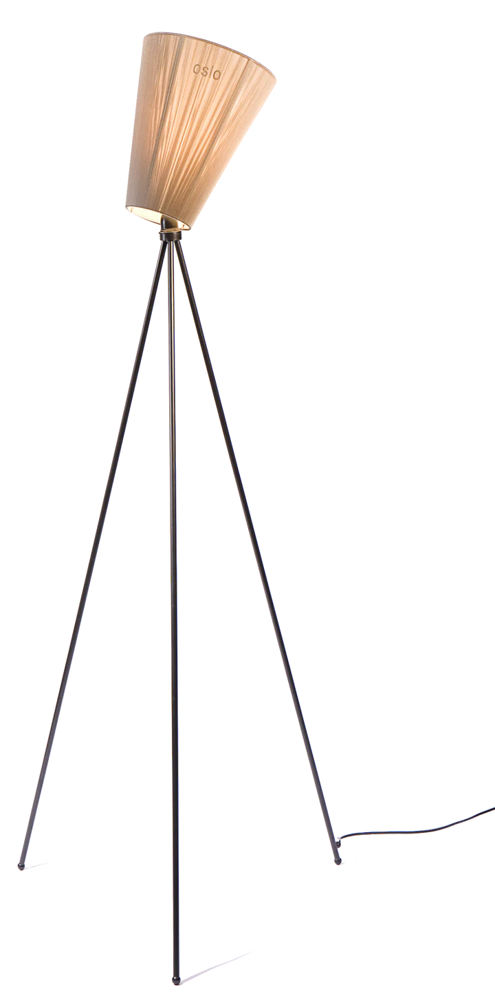 Oslo Wood gulvlampe svart med skjerm