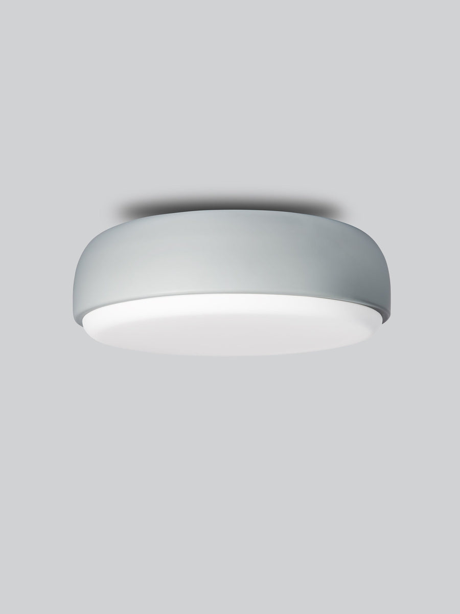 Over-Me-40-tak-vegglampe-Taklamper-Northern-NOn_644-8.jpg