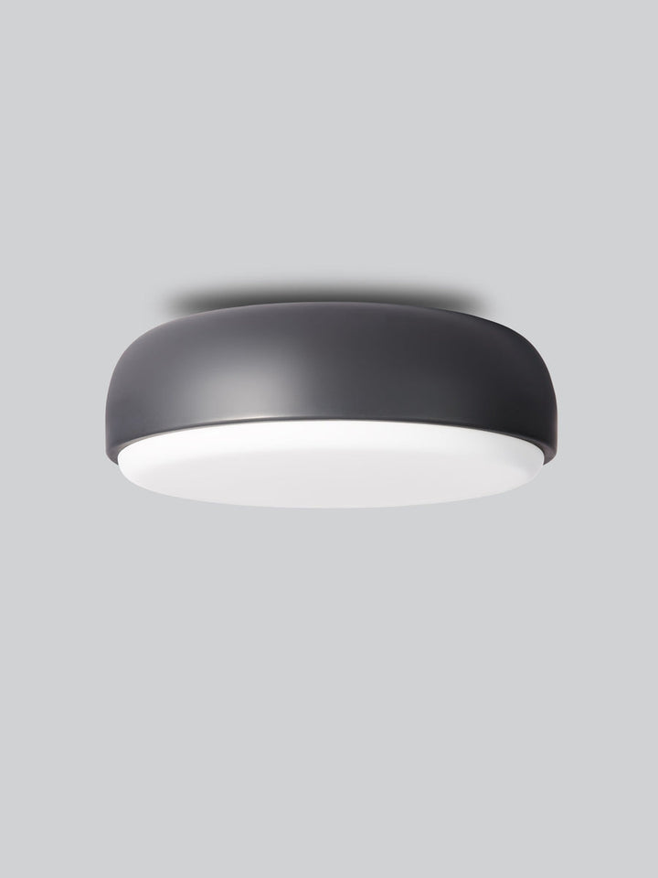 Over-Me-40-tak-vegglampe-Taklamper-Northern-NOn_645-6.jpg