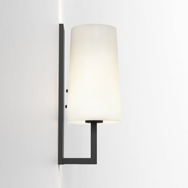 Riva-350-vegglampe-Vegglamper-Astro-Lighting-Asg_1214010-14.jpg