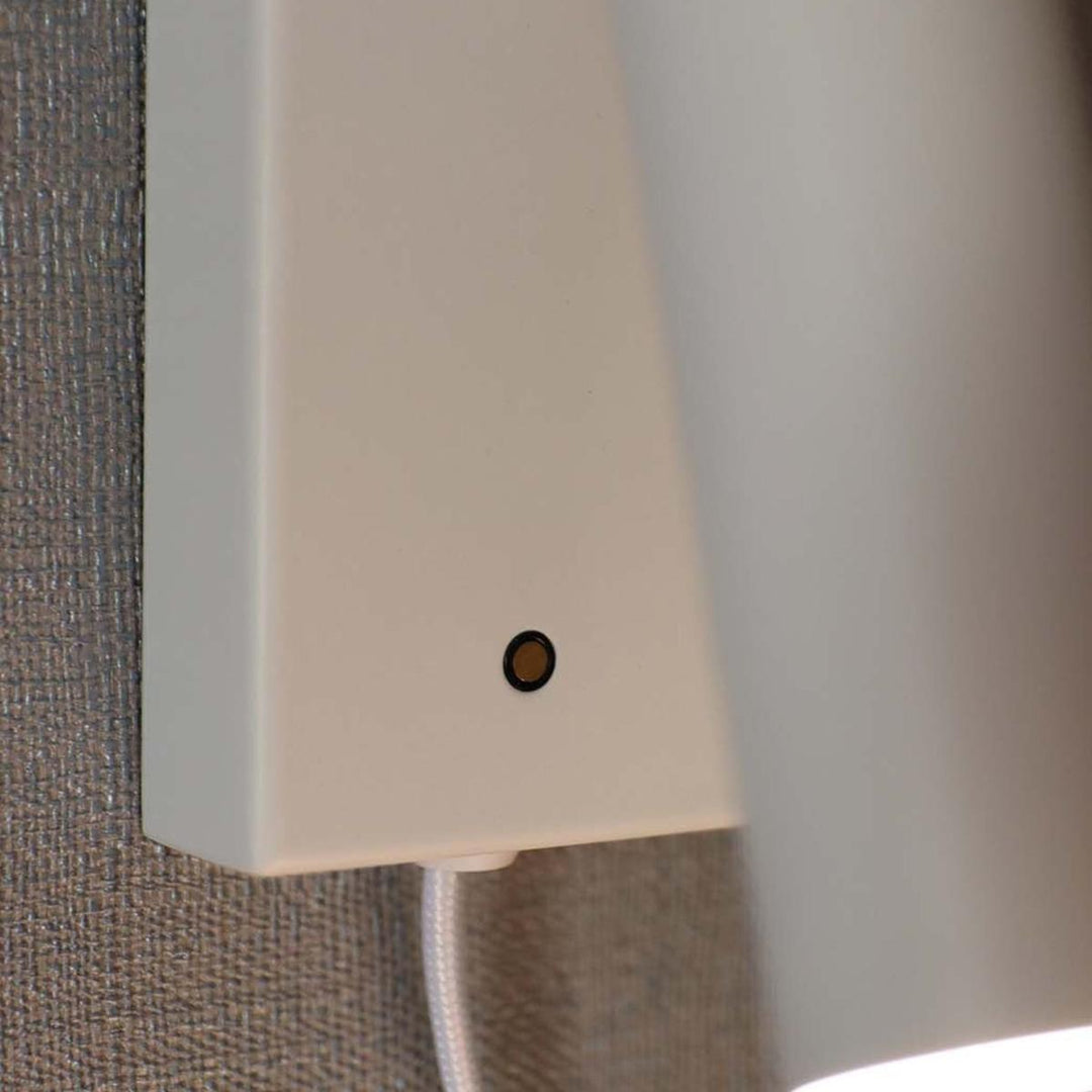 Slim-vegglampe-Vegglamper-Luminor-5714198600755-5.jpg