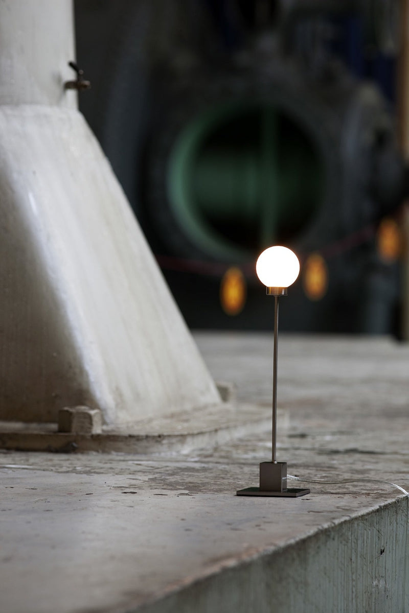 Snowball bordlampe