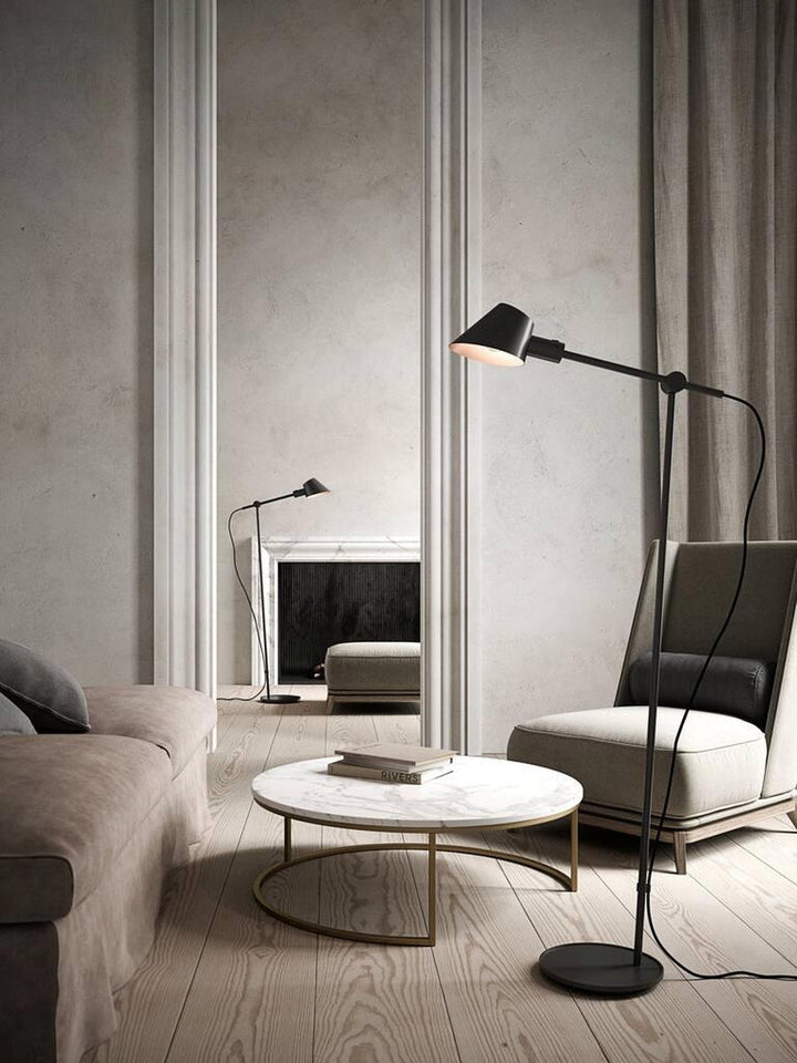 Stay-gulvlampe-Svart-Gulvlamper-DFTP-2020464003-2.jpg