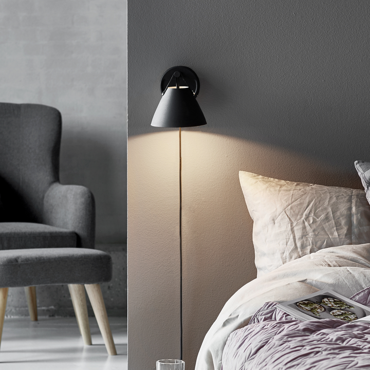 Strap vegglampe - Svart