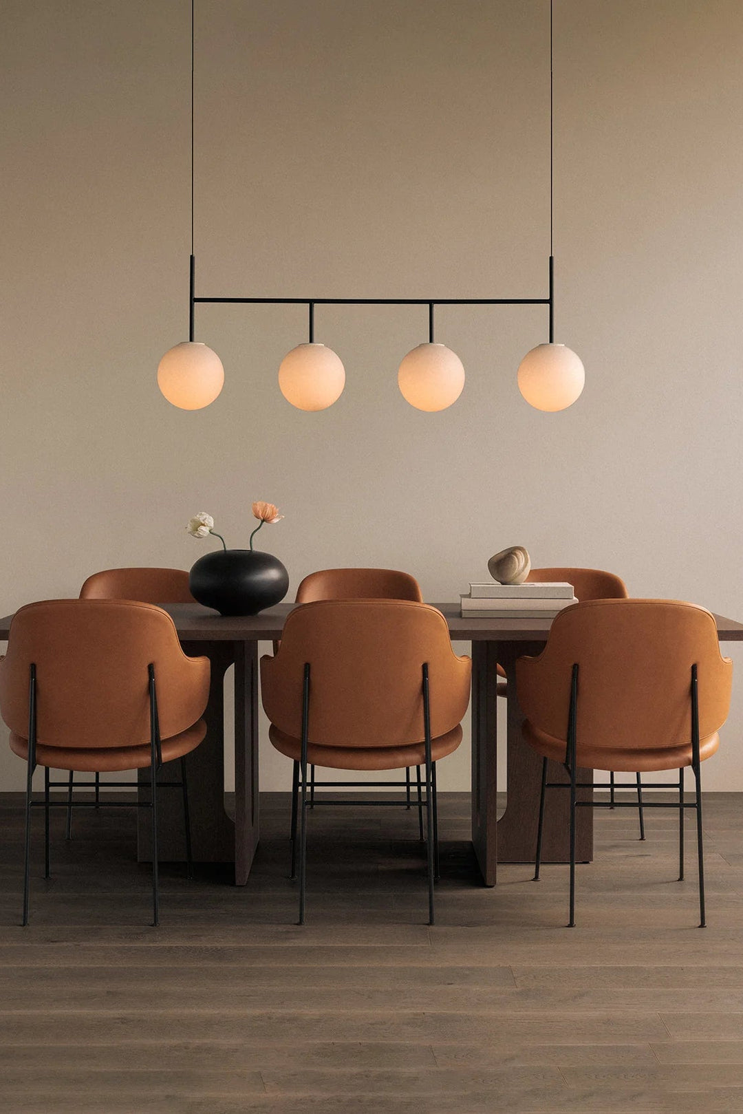 TR Bulb langbordslampe - 4-lys 125cm