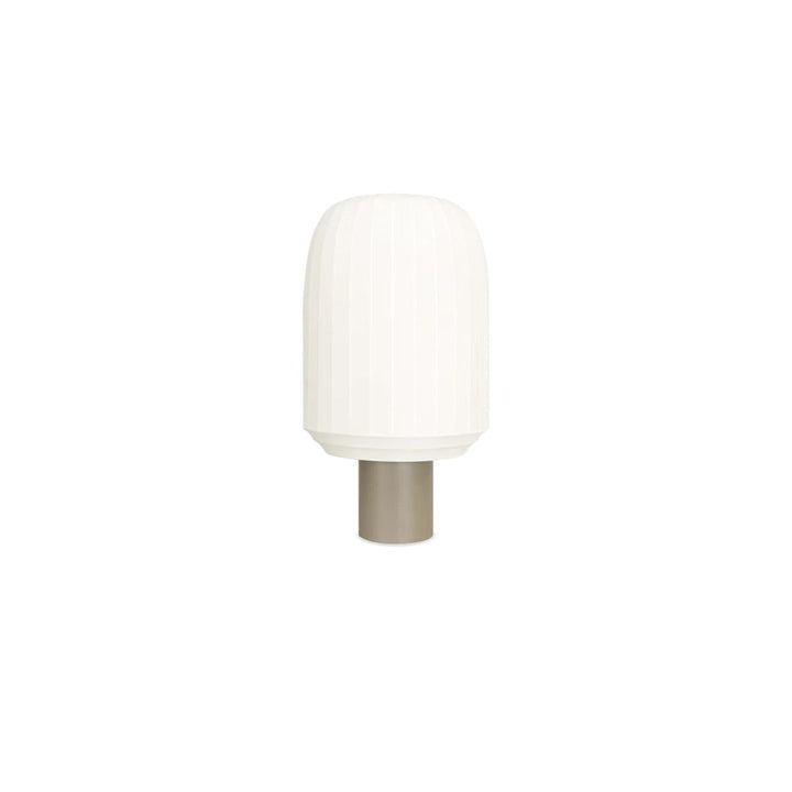 Tradition-gulvlampe-Bordlamper-Northern-Non_744-2.jpg