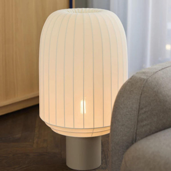 Tradition-gulvlampe-Bordlamper-Northern-Non_744-5.jpg