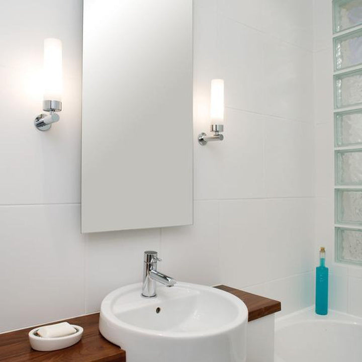 Tube-120-Chrome-vegglampe-Baderomsbelysning-vegglamper-Astro-Lighting-Asg_1021001-2.jpg