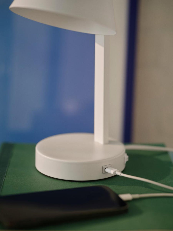 Wilmer-bordlampe-med-USB-Bordlamper-Nordlux-2512305003-11.jpg