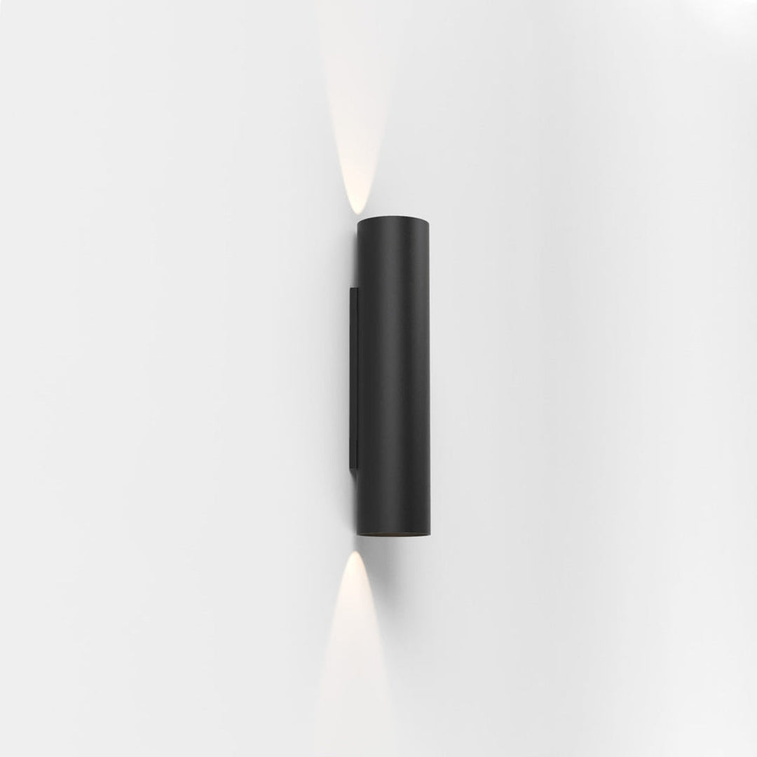 Yuma-300-vegglampe-oppned-Vegglamper-Astro-Lighting-Asg_1399027-2.jpg