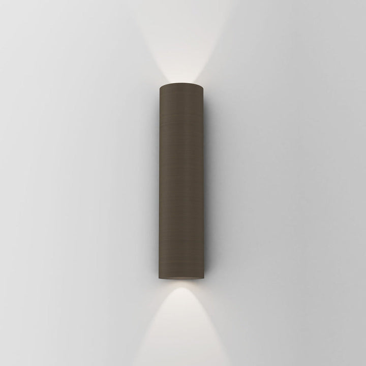 Yuma-300-vegglampe-oppned-Vegglamper-Astro-Lighting-Asg_1399027-6.jpg