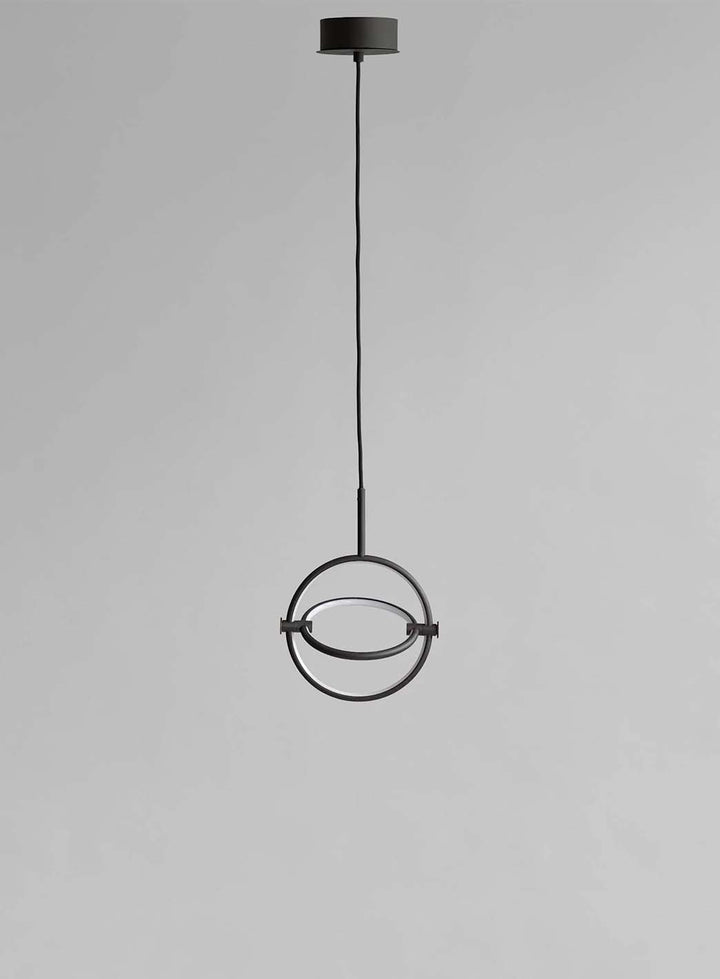 a3c08360b8dc936477c7d1bfd25c68298fb3325e_Maru_taklampe_101CPH_small_black_4.jpg