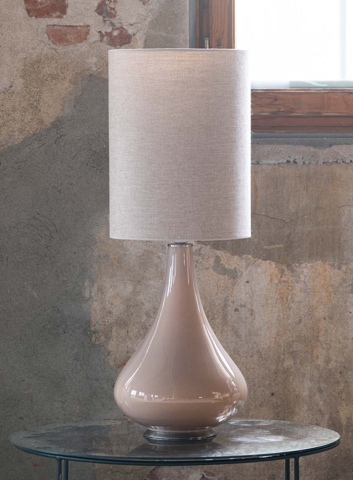aa8aa8e2ddb9c0a75cff3919611a91888aa5b2f4_Renatabordlampe_sand_1.jpg