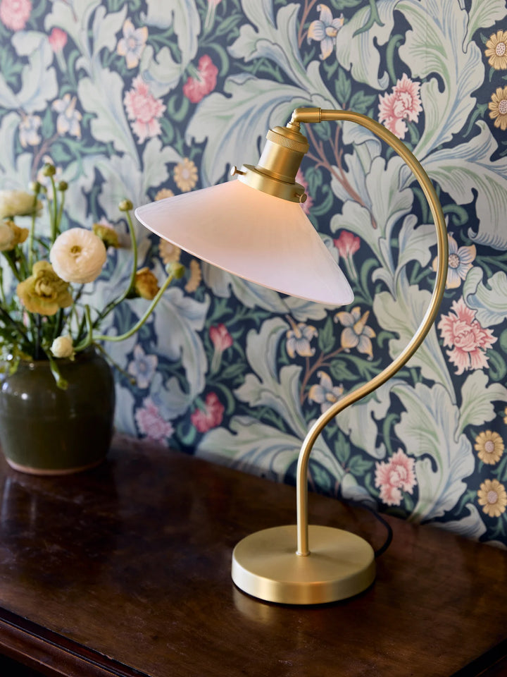 Axel bordlampe med glasskjerm