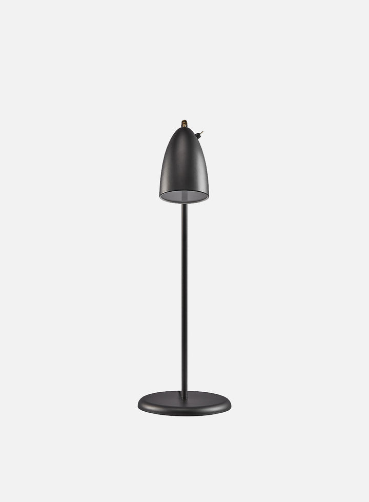b4a07c1fe01a07458ffd5f15c6d225317fb9d759_nexus_bordlampe_sort2.jpg
