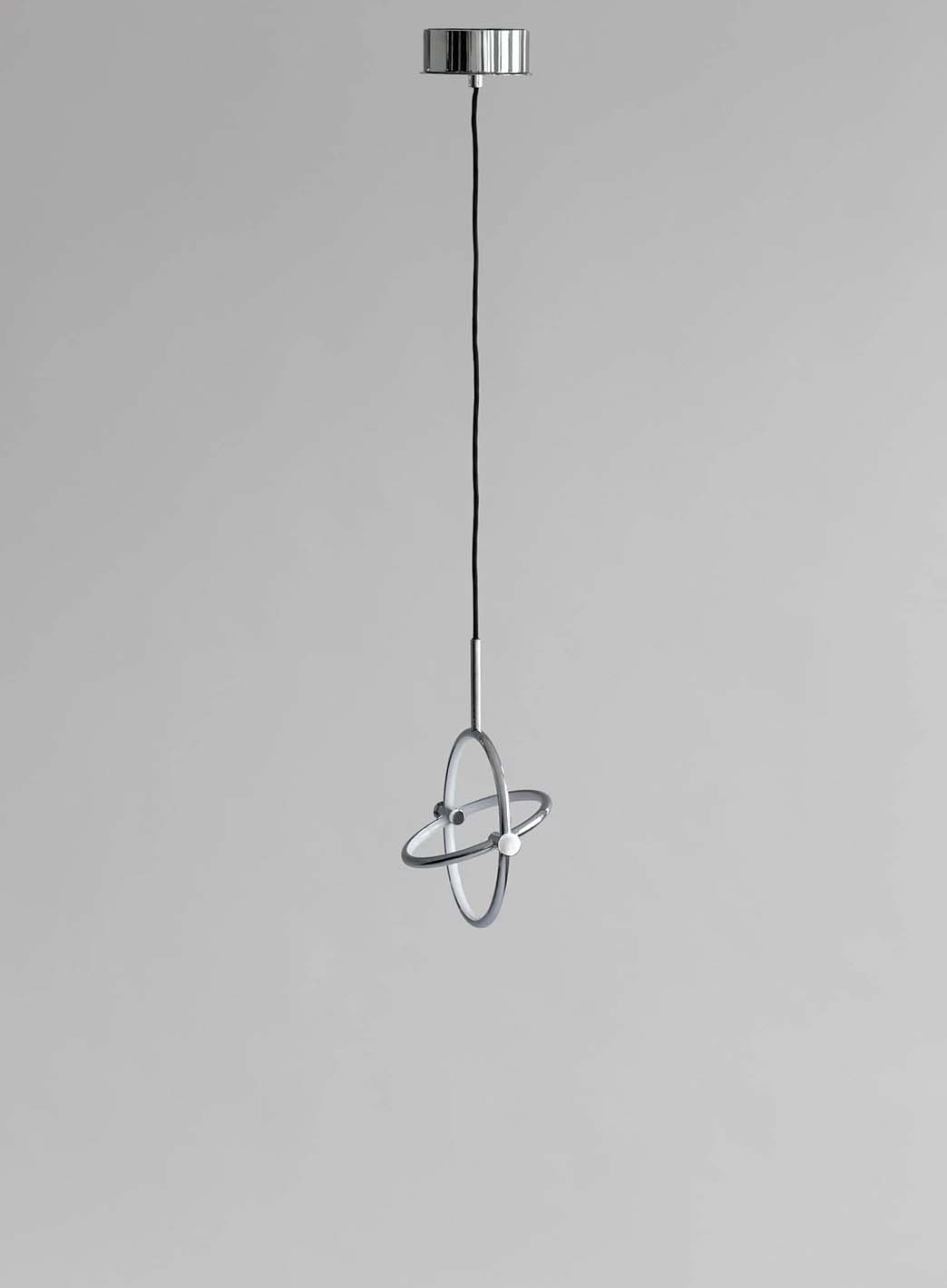 bc8918a108729432a0047f9905bd40bf317979a7_Maru_taklampe_101CPH_small_chrome.jpg