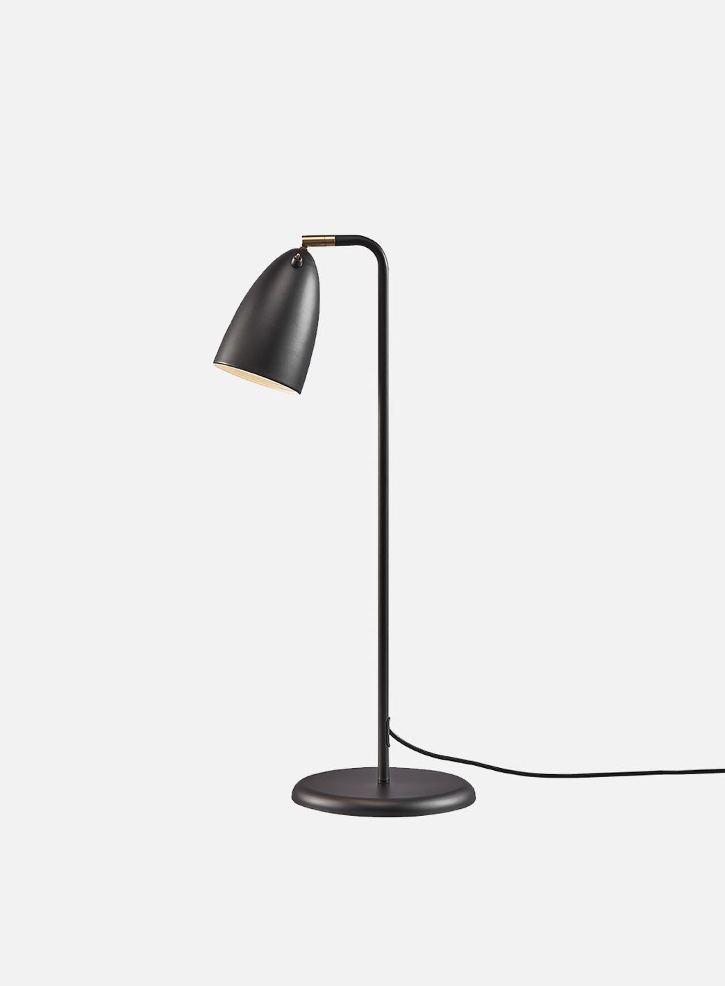 c0bd28a5ad12185444d82948f476fa14ce5b9367_nexus_bordlampe_sort3.jpg