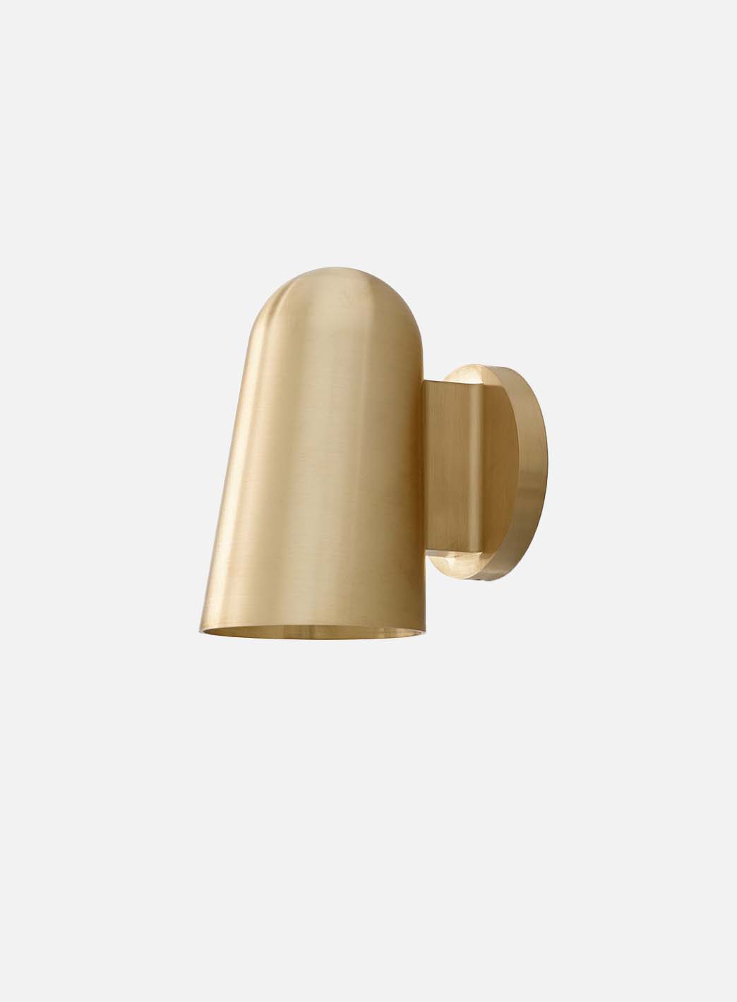 ce19b81848d61fe08c0496f936c970c0f2c98e4e_Solid_vegglampe_messing_2_1.jpg