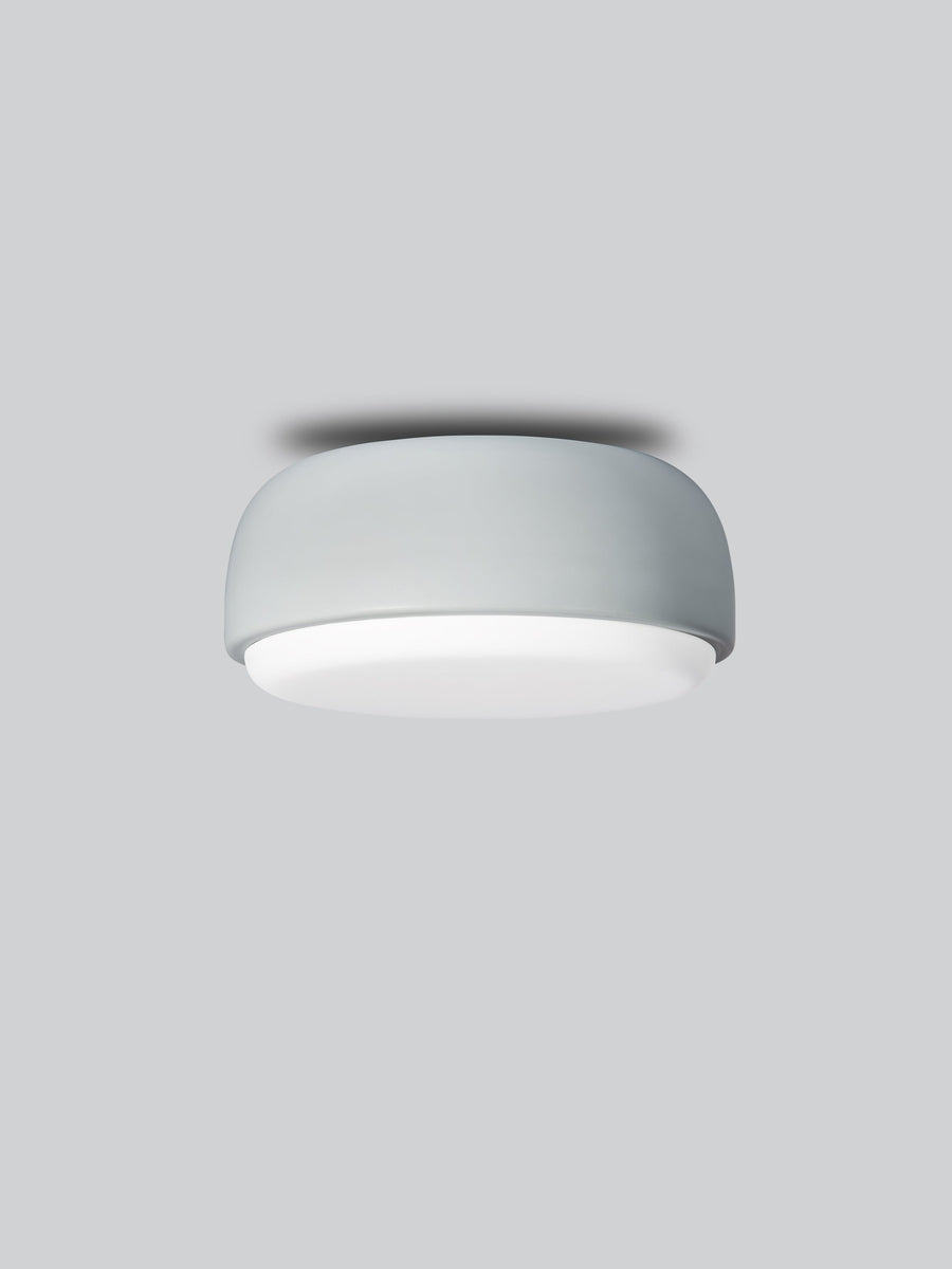 christianiabelysningproducts-1336421713307-s-files-1-0950-7622-1112-files-Over-Me-30-tak-vegglampe-Taklamper-Northern-NOn_641-5