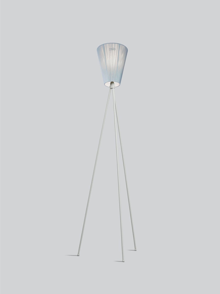christianiabelysningproducts-1673168843737-s-files-1-0950-7622-1112-files-Oslo-Wood-gulvlampe-lysegra-med-skjerm-Gulvlamper-Northern-NOn_187162-5