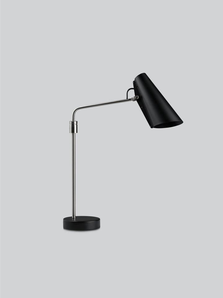 christianiabelysningproducts-1727159490370-s-files-1-0950-7622-1112-files-Birdy-swing-bordlampe-Bordlamper-Northern-NOn_608-6