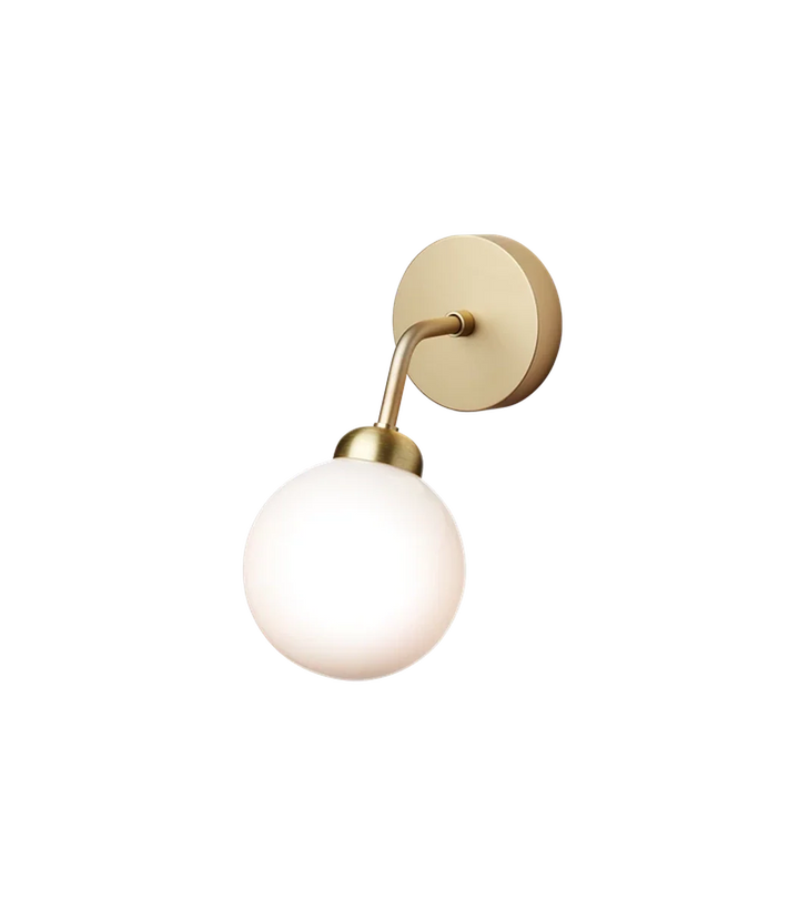 s-files-1-0950-7622-1112-files-Nuura-Apiales-vegglampe-messingOpal-Vegglamper-Nuura-Nua_2055001-2