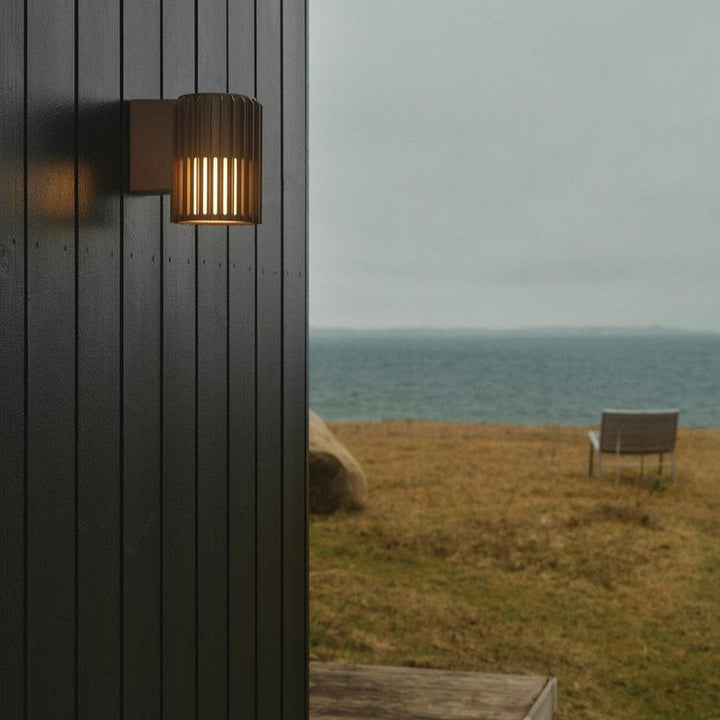 christianiabelysningproducts-4791104209037-s-files-1-0950-7622-1112-files-Aludra-vegglampe-seaside-IP54-Utebelysning-vegg-opp-og-ned-Nordlux-2118011261-12