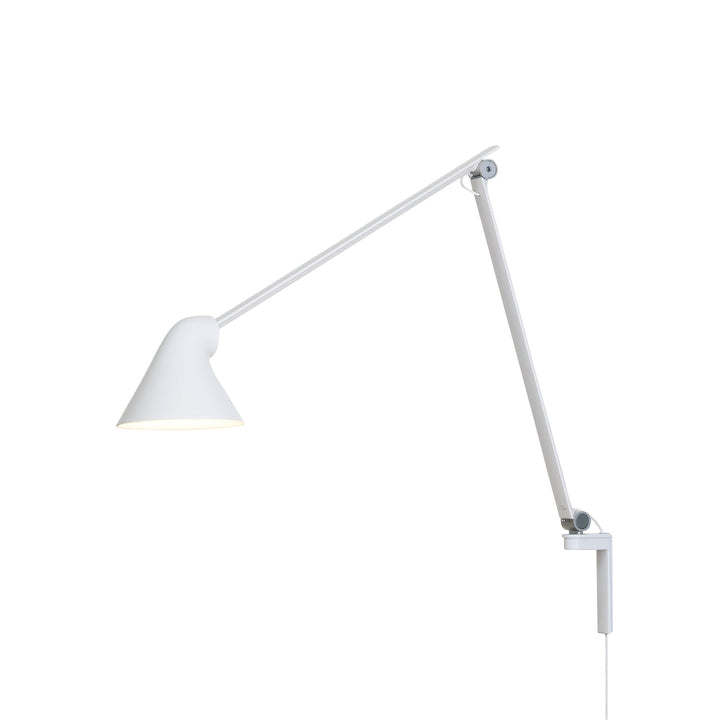 christianiabelysningproducts-5821156515236-s-files-1-0950-7622-1112-files-Louis-Poulsen-NJP-lang-vegglampe-Vegglamper-Louis-Poulsen-LP_5743163238-8