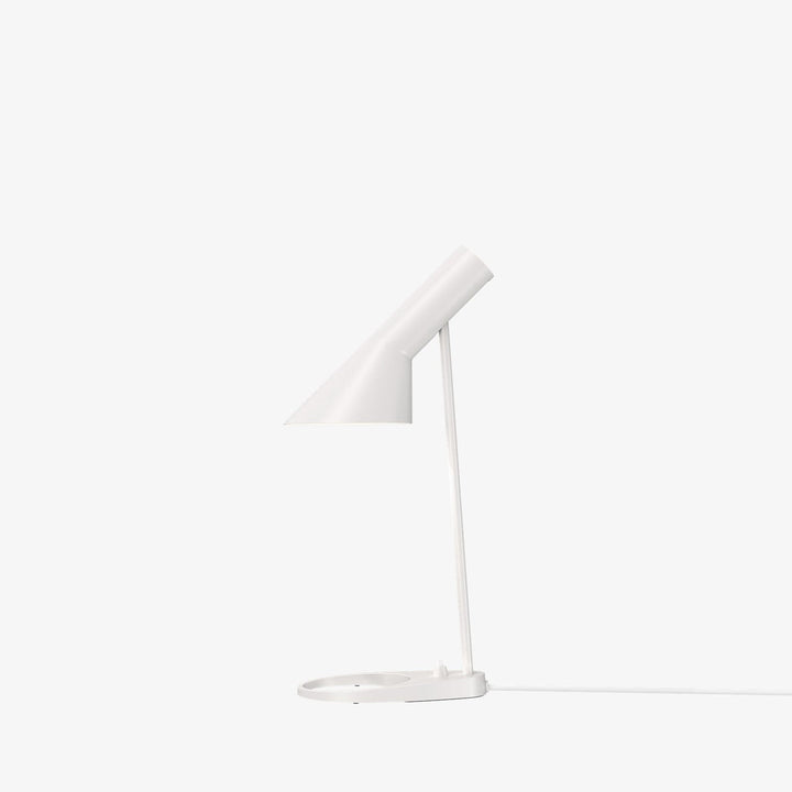 christianiabelysningproducts-6160623704187-s-files-1-0950-7622-1112-files-Louis-Poulsen-AJ-Mini-Bordlampe-Bordlamper-Louis-Poulsen-LP_5744167194-2