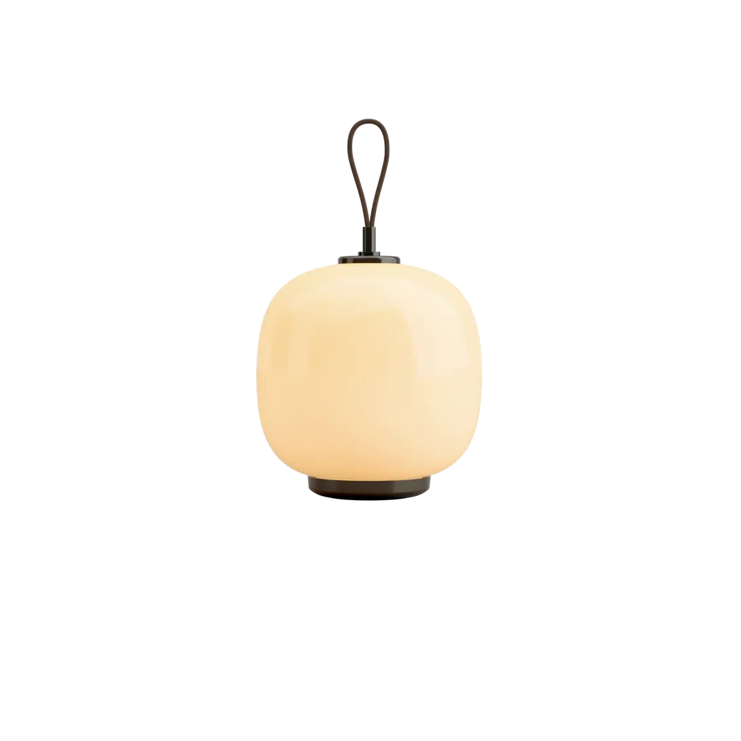 christianiabelysningproducts-8101633654184-s-files-1-0950-7622-1112-files-Louis-Poulsen-VL-45-Radiohus-Portable-Lampe-Bordlamper-Louis-Poulsen-LP_5744171737-2