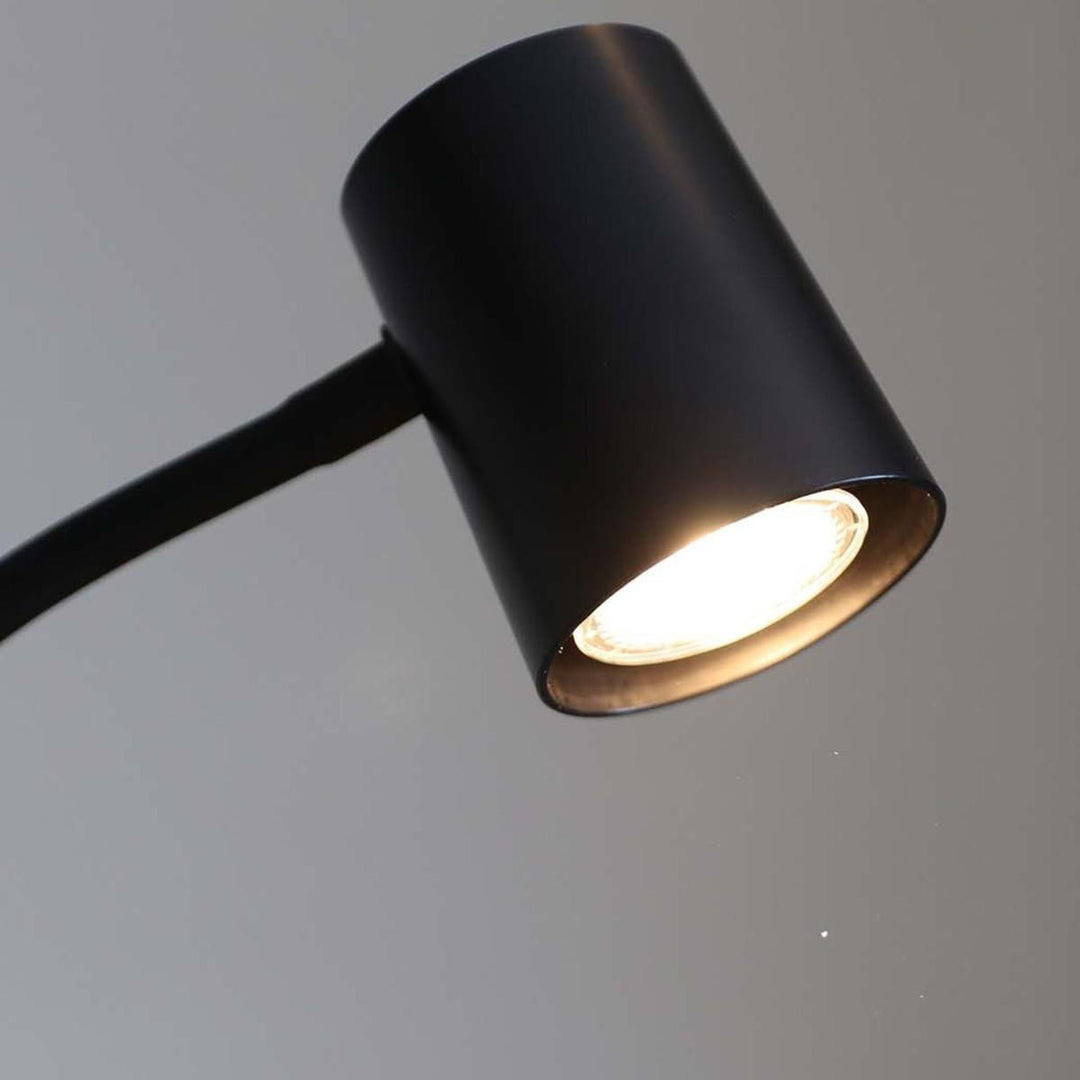 christianiabelysningproducts-9655004634335-s-files-1-0950-7622-1112-files-Oscar-gulvlampe-Gulvlamper-Home-5714198600670-2