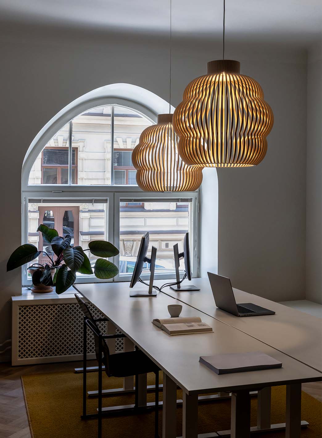 e0330cd765064f3ebf82426c1bdbf87eeb9a732f_Kumulo_taklampe_secto_design_6_1.jpg