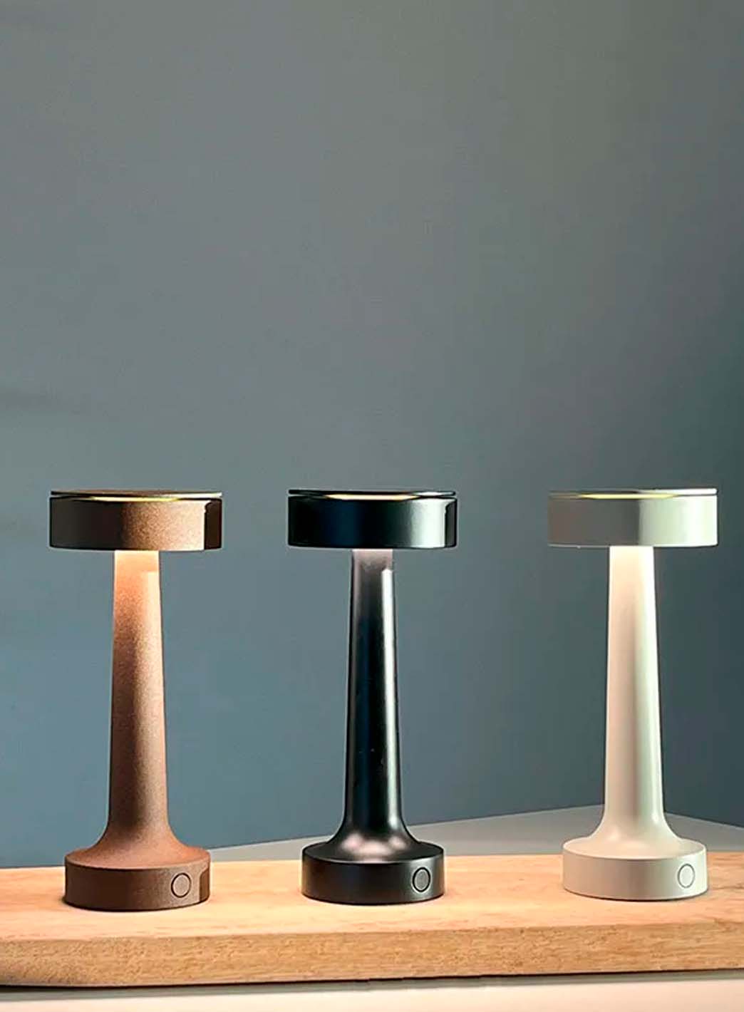 e3ad3b7a06b3d0523cf10839cfed109320c6846c_Buddy_bordlampe_antidark_Alle_1.jpg