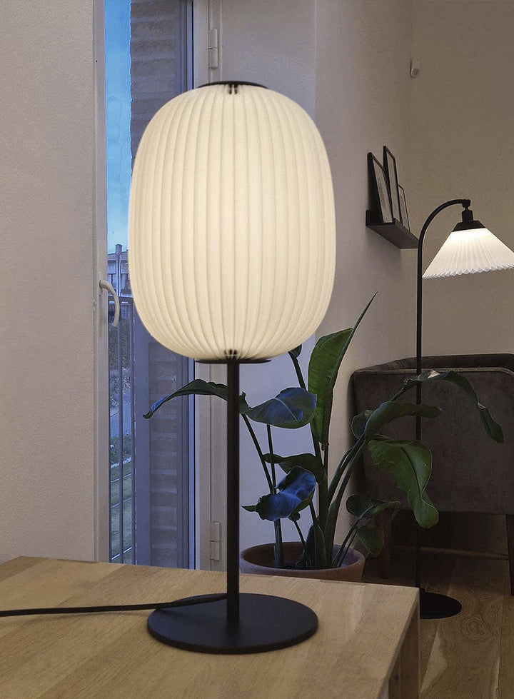 e642045882dd4f28d464f41f3cf1abb52065bd82_lamella_bordlampe3.jpg