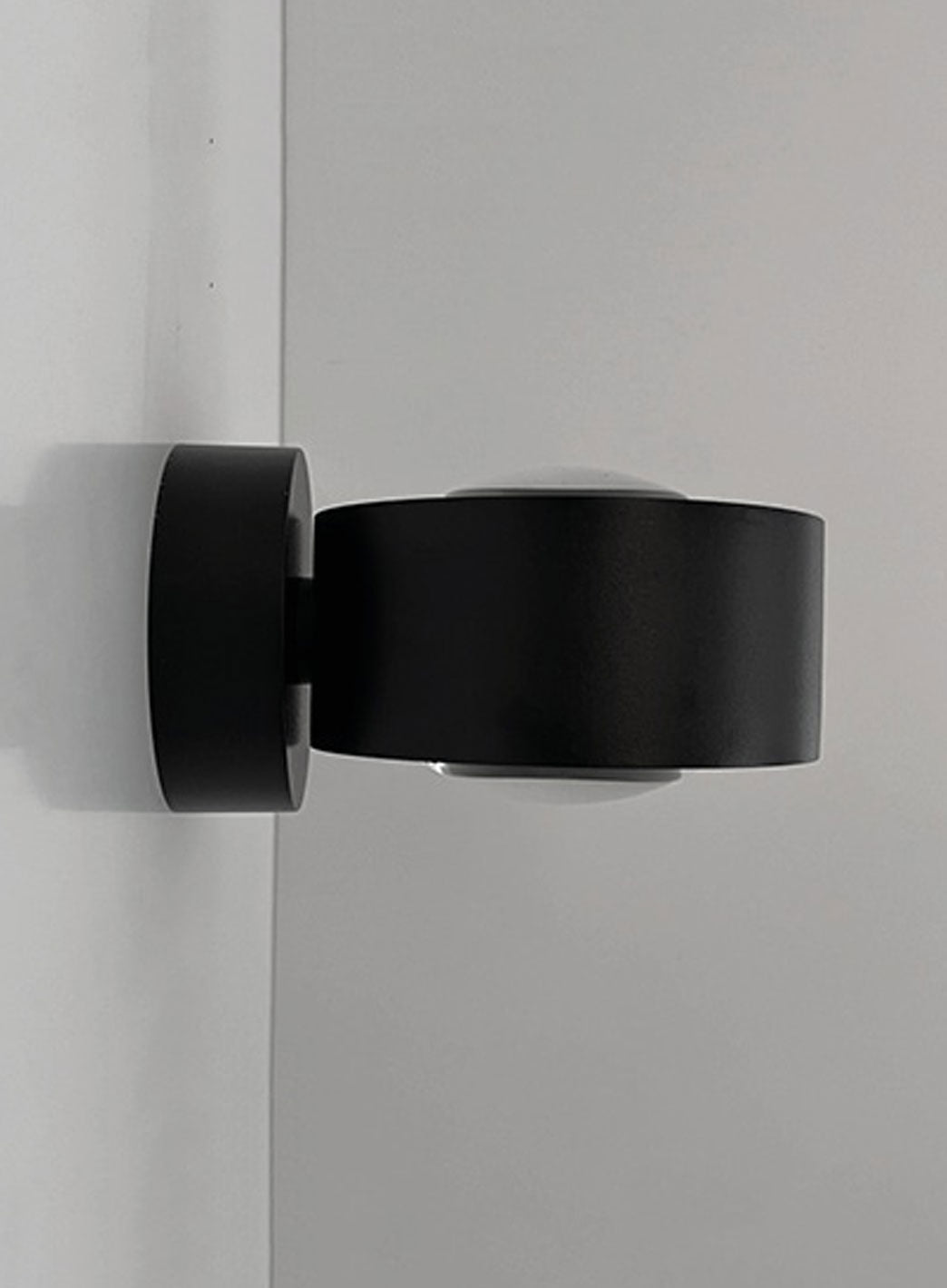 ffceab5eecf3f9eaca591feb8d3bfc7f4e026ad0_easy_lens_wall_1.jpg