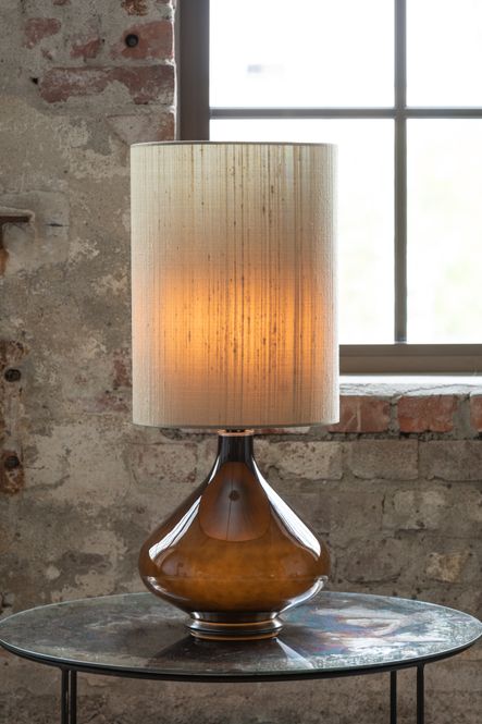 Flavia bordlampe H70 - negra