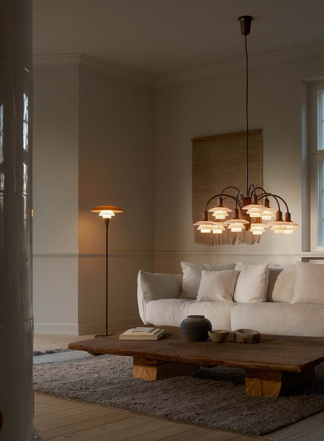 PH centenary gulvlampe, miljøbilde i stue